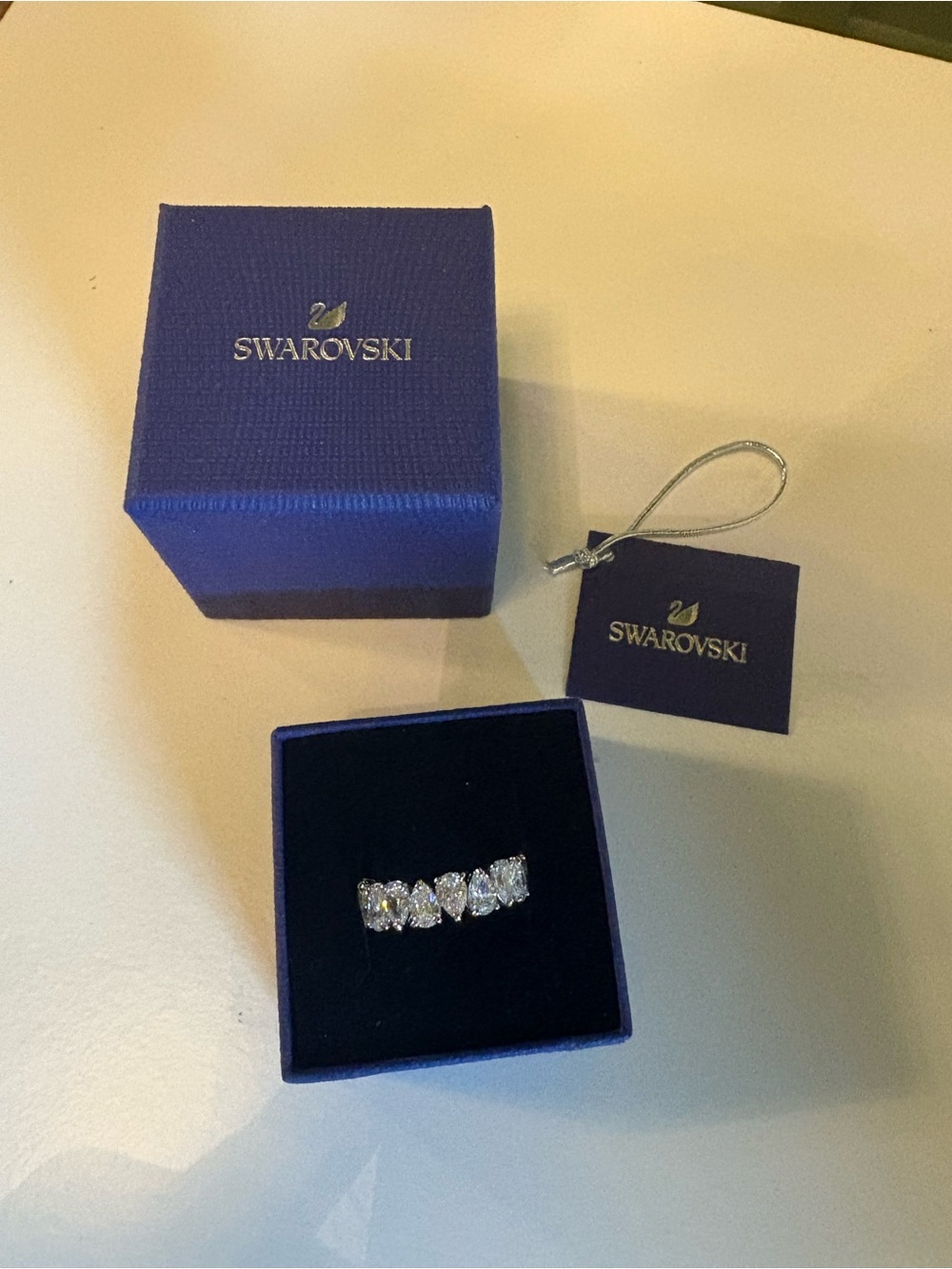 Swarvoski Ring